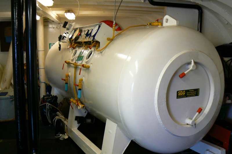 52 Recompression Chamber